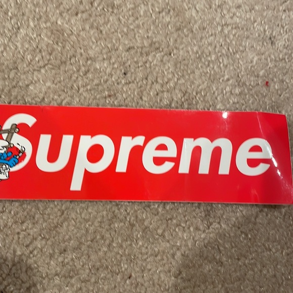 2 real Supreme Stickers - Picture 3 of 3
